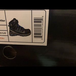 Helly Hansen Shoes - Helly Hansen steel toe boots Helly Hansen Shoes - Helly Hansen steel toe boots